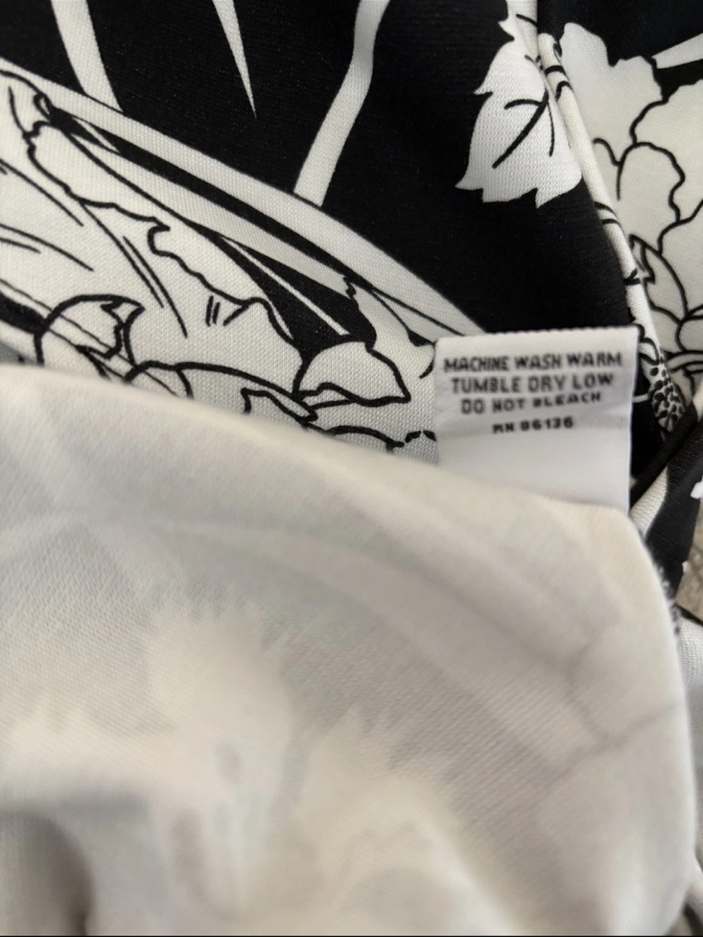Bryn Walker Black White Floral Shift Dress Artsy Lagenlook NWT - Picture 3 of 5